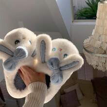 XIXITIAO 1 para całkowicie zakrytych płaskich kapci z muszką i królikiem, ciepłe buty ciążowe, grube, miękkie, płaskie kapcie z głową królika na zimę, buty ciążowe do domu, puszyste, płaskie kapcie z uszami królika dla kobiet na zimę - Biały - Zobacz 12