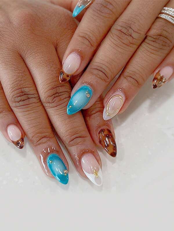 Leopard Print Asymmetrical Star Shaped Gold Line Decor Nail Stickers, Chic & Stylish