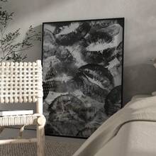 1/3pcs Fashion Chic Wall Art Picture Y2k Prints Canvas Paintings Kiss Lips Posters Black And White Aesthetic Girly Decor For Bedroom, Living Room, Or Dorm Room Decor Gift For Her Unframed