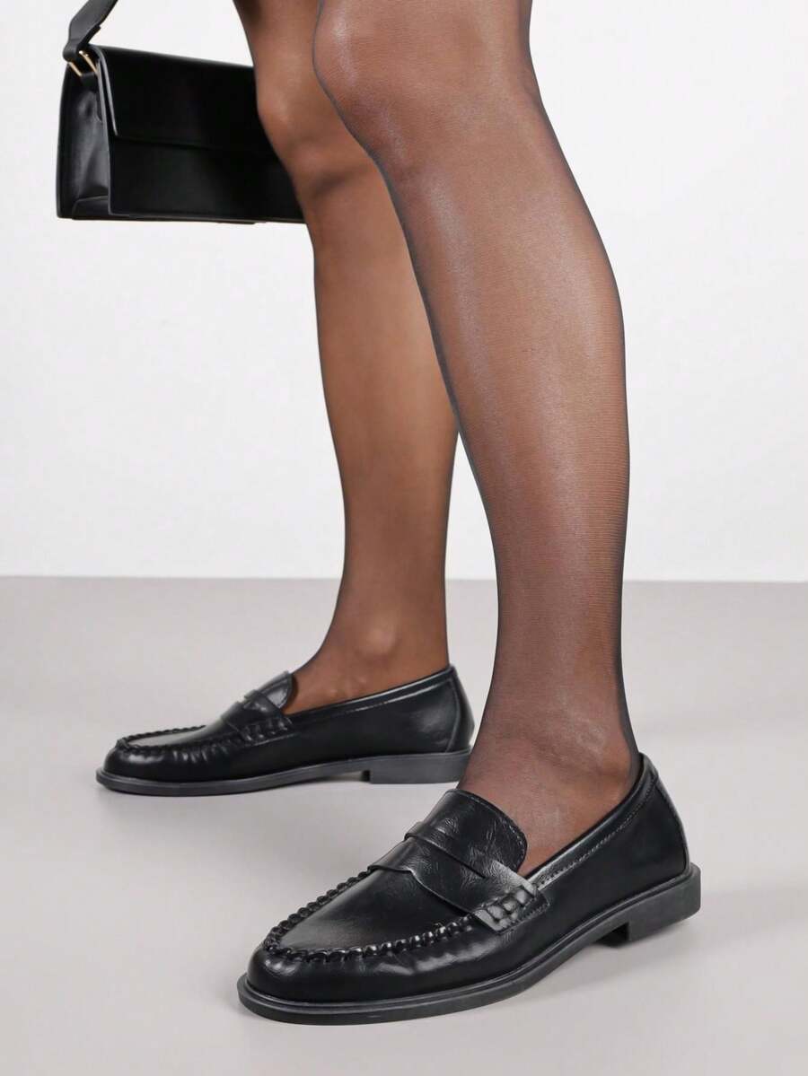 Vices Pleated Soft Leather Shoes With Leather Insole - Black - View 1