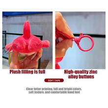 蜡笔小新系列布艺玩偶饰品 - 日常风格，背包吊坠玩偶，可爱毛绒玩偶，包包装饰，送给朋友、闺蜜、家人和情侣的完美礼物（粉色鳄鱼小新） - 粉色 - 查看 5