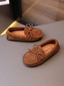 1 双儿童休闲纯色软底乐福鞋，女童时尚一脚蹬平底鞋，男童圆头轻便休闲皮鞋，适合春秋季节（尺码偏小） - 棕色 - 查看 3