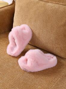 1 Pair Children's Fashionable Fluffy House Slippers, Warm And Comfortable Criss-Cross Slippers