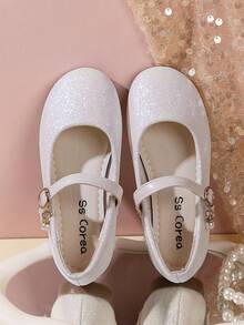 أحذية مسطحة للأطفال، مصنوعة من جلد لامع مزينة بأزرار اللؤلؤ، مناسبة للمدرسة والمنزل والحفلات والأداء