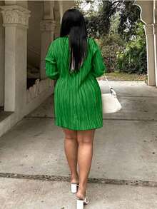 Plus Size Belted Dress, Slimming Fit, Bell Sleeve, Solid Color, Suitable For Summer Street Wear - Green - View 2