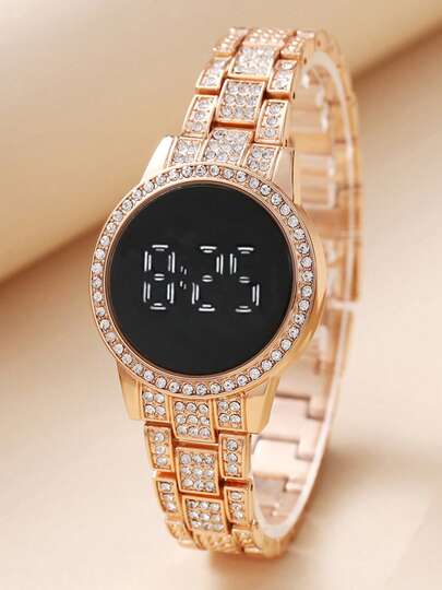 1 件女士时尚数字表盘鱼鳞钢带矩形水钻电子表，适合日常搭配、生日、女性礼物、周年纪念、年终促销、光棍节、万圣节促销，无礼盒