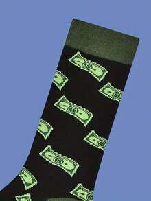 1 Đôi tất nam cao đến bắp chân, thiết kế độc đáo với họa tiết tờ tiền đô la, thời trang và đa năng cho cả nam và nữ. Đế tất màu đen in hình đồng xu xanh lá cây, co giãn thoải mái, thích hợp cho mặc hàng ngày, cần thiết cho mùa thu/đông, cũng là một món quà tuyệt vời. Thích hợp cho mặc hàng ngày, hoạt động gia đình, công sở, mọi mùa, lý tưởng cho các dịp lễ và các sự kiện dành cho cặp đôi, một lựa chọn hoàn hảo cho nam giới. - Nhiều màu - Xem 5