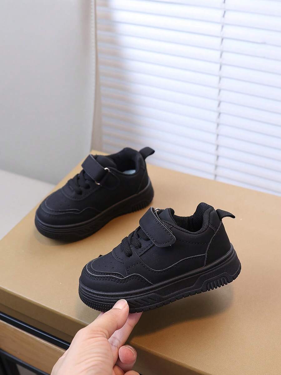 1 双儿童休闲运动鞋，秋季新款女童软底白鞋，幼儿时尚钩环防滑平底鞋，女童日常户外网球鞋