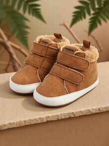 婴儿男孩女孩靴子新生儿鞋冬季雪地软底保暖婴幼儿学步鞋