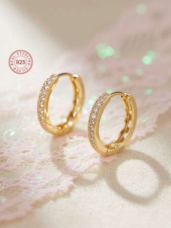 1 对 925 纯银防过敏方晶锆石儿童耳环，礼盒装，适合儿童、小女孩、朋友生日、返校、圣诞节等场合的礼物