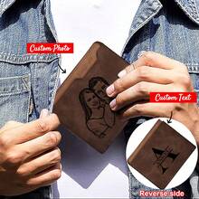 محفظة مطوية بحرف كبير مع صورة محفورة مخصصة للأزياء الشخصية عيد الأب وعيد الشكر وعيد الحب، محفظة بسيطة عصرية هدية عملية