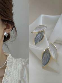 2pcs Minimalist Leaf Stud Earrings - Dainty Botanical Jewelry For Women, Simple & Elegant Earrings For Daily Wear - 銀色 - 查看 2