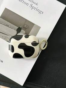 Retro Cow Print Protective Case Compatible With Apple 4, 2 Wireless Bluetooth, 3, Pro, Anti-Drop - Black - View 1
