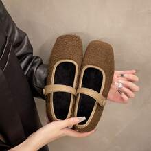 2025 Neue Vintage Quadratische Spitze Flache Einriemen Mary Jane Schuhe für Frauen, Warme Plüsch Nische Pelzige Flats