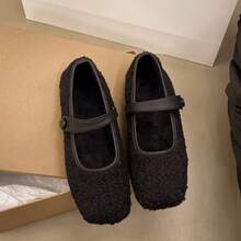 2025 Neue Vintage Quadratische Spitze Flache Einriemen Mary Jane Schuhe für Frauen, Warme Plüsch Nische Flauschige Flats