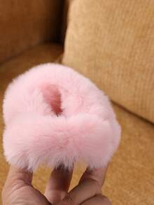 1 Pair Children's Fashionable Fluffy House Slippers, Warm And Comfortable Criss-Cross Slippers