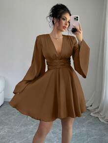 abyoxi Đầm dự tiệc bằng satin màu trơn, cổ chữ V, tay dài, xòe rộng, eo nhún bèo, thích hợp cho đám cưới, tiệc sinh nhật, mùa tựu trường, mùa thu/đông. - màu nâu - Xem 2