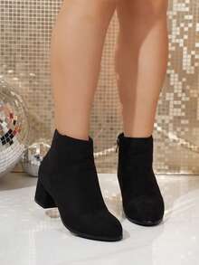 1 par enfärgade, avslappnade, preppy, sidodragkedja, bred passform, bekväma ankelstövlar och korta stövlar, grova klackar med hög klack för kvinnor, höst/vinter - Svart - Visa 5