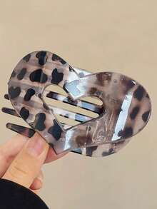 1 件大号心形发夹 - 豹纹和纯黑色防滑发夹，优雅简约的设计，适合部分盘发，适合特殊场合和日常使用，可爱的发饰，时尚耐用的发夹（印花图案随机）