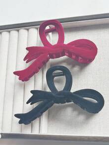 1pc Women's Solid Color Autumn/Winter Flocked Bow Tie Ribbon Flocked Hollow Big Hair Clip, Elegant Sweet Fashion Campus Matching, Suitable For Party, Ball, Daily Matching Fall Fashion Claw Clips Winter Hair Accessories Hair Claw Hair Clutch Clips For Hair For Vacation Outfits Woman