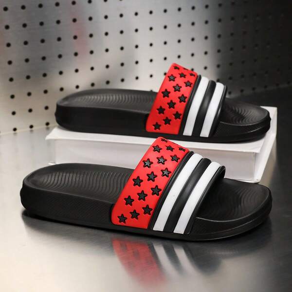 صندل رجالي مريح بنمط مخطط نجمي، قابل للارتداء بسهولة، صديق للبشرة، قابل للتنفس ومانع للانزلاق، مناسب للاستخدام في الحمام أو الخارج بشكل عادي، مناسب للصيف والشاطئ والحديقة