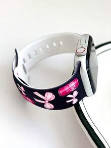 1pc Bow-Knot Black Elegant Pull Tab Bow Print Silicone Watch Band Strap Compatible With Apple Watch Band 38mm 40mm 41mm 42mm 4mm 45mm 49mm (S10 42 )Mm (S10 46)Mm , Comfortable Replaceable Waterproof Sports Strap Compatible With Iwatch Ultra/SE/10/9/8/7/6/5/4/3/2/1,Sporty & Fashionable Smart Watch Strap,Women Watchbands, Fine Women Fashion Watch Accessories, Smart Watch Strap/Band,Valentine's Day Mother's Day Gift,Fashion Accessories