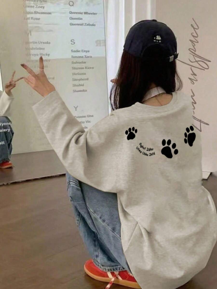 Women's Loose Fit Cartoon Print Long Sleeve Cotton T-Shirt, Versatile For Spring And Autumn - Light Gray - View 1