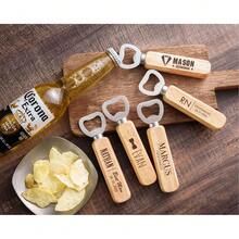 10 piezas, 30 piezas y 50 piezas de abrebotellas de madera personalizados, con nombres y fechas personalizables, prácticos, regalos de boda, regalos personalizados para el novio, regalos para fiestas, suministros de cocina, suministros para fiestas de cumpleaños