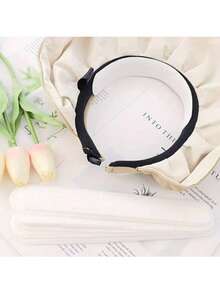 10 Adesivi invisibili monouso per visiera di cappello, agente protettivo neutro di grandi dimensioni anti-sudore e anti-sporco, fodera assorbente inodore, con design autoadesivo, molto adatto per colletto/polsino della camicia, mantenendo la camicia pulita e fresca, amichevole per la pelle, senza residui