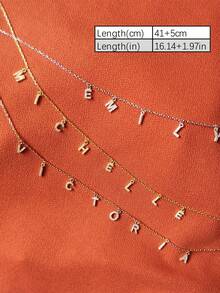 1925 Collier pendentif personnalisé en argent plaqué avec lettre anglaise et Zircone cubique, style minimaliste, élégant, romantique, bohème. Assorti avec des accessoires raffinés, convient pour la Saint-Valentin, l'anniversaire, les graduations, Noël. Cadeau haut de gamme pour l'amoureux et la mère. Mode et polyvalent, essentiel pour l'automne - Argent - Voir 4