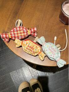 1 pezzo Portafoglio a forma di caramella colorata macaron - Mini borsa a pendente per auricolari, Portamonete multifunzionale in poliestere con chiusura a cordoncino, Portafoglio mini a forma di caramella colorata, Borsa portamonete carina per auricolari multifunzionale, Accessorio da appendere e custodia per auricolari - Design con angoli arrotondati, Borsa compatta con stampa divertente, Custodia alla moda e durevole per tutte le stagioni, Perfetto regalo per Natale, Ognissanti e compleanni