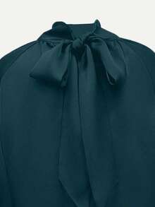 女士优雅通勤纯色立领灯笼袖衬衫