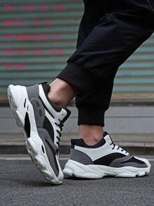أحذية رياضية رجالية موضة 2024، قماش مريح وقابل للتنفس بتصميم أصابع قدم مستديرة وأربطة، مناسبة للمراهقين في الصيف للاستخدام اليومي والرياضة والسفر والعطلات والهدايا في عيد الميلاد وعيد الحب بطراز عام 2000 - الأبيض والأسود - مشاهدة 6