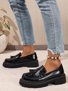 Black Round Toe Slip-On Loafers With Tassel Decor, Versatile For All Seasons - Black - View 6