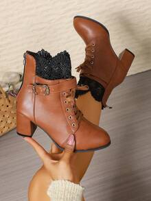 2025 Herbst/Winter Mode Koreanischer Stil Stiefeletten in Große Größen, Stiefel für Damen, Dicker Absatz, Schnalle, Spitzenbesatz