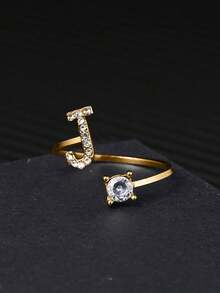 礼盒装 26 字母奢华水钻金色开口戒指，适合女性婚礼订婚派对生日礼物 - 金色 - 查看 33