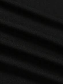 Camiseta con mensaje emocional impreso, "Mi madre está en el cielo protegiéndome", camiseta de moda para mujer, holgada, cómoda, con eslogan personalizado, cuello redondo, manga corta, material de punto lavable a máquina, adecuada para uso casual al aire libre en todas las estaciones, camiseta de manga corta para primavera y verano, ropa para fiestas y actividades al aire libre. - Negro - Ver 4