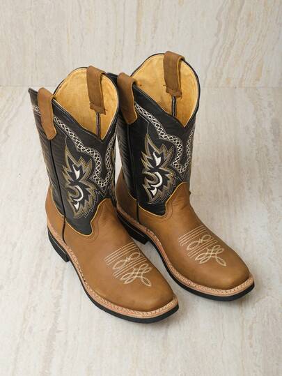 BOTA RODEO PARA HOMBRE 100% PIEL DE RES MARCA BDP SUELA DE HULE CONSTRUCCION WELT