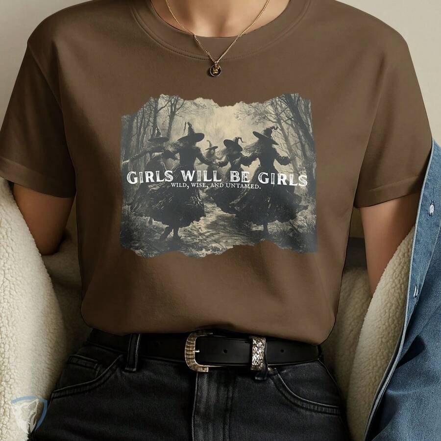 Girls Will Be Girls Printed Women's T-Shirt | Witches In The Forest Art - 鏽棕色 - 查看 1