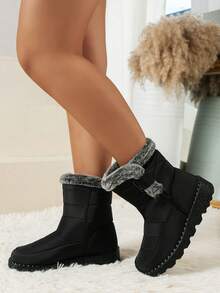 FZY New 2026 Winter Women's Ankle Boots And Short Boots: Stylish, One-Piece Mid-Calf Platform Boots With Adjustable Elastic Heels And A Thick, Fashionable Flannel Edging, Perfect For Winter Outdoor Activities And Can Be Paired With Valentine's Day Outfits. Available In Black, Red, Grey, And Blue. Women's Winter Clothing. A Top Choice For Valentine's Day Gifts. Stylish, Warm Black Ankle Boots; Comfortable And Versatile Low-Heeled Shoes; One-Piece Boots. Avant-Garde Elongated Women's Boots; Comfortable And Durable Concealed Wedge Boots. - màu đen - Xem 6