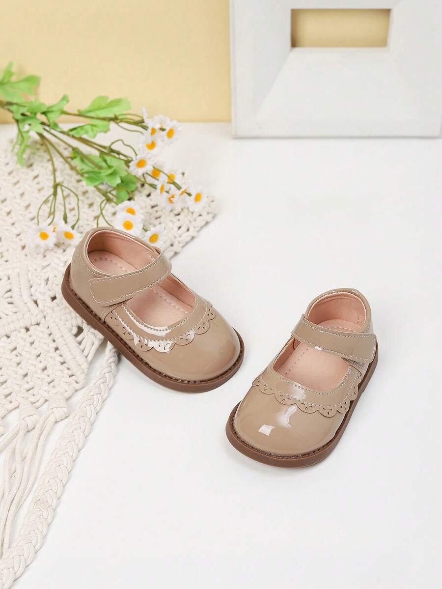 1 Pair Fashionable Casual Cute Flat Shoes For Girls, Spring/Autumn - Khaki - View 1