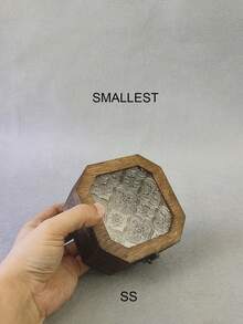 1 Piece Vintage-Inspired Handmade Wooden Cabinet With Elegant Glass Door Panel, Perfect For Organizing Cosmetics And Miscellaneous Items, Stylish Jewelry Storage Box, Chic Desktop Makeup Organizer, Ideal Gift For Women On Special Occasions And Holidays, Enhance Your Home Decor With This Timeless Storage Solution