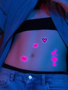 4 张夜光荧光爱心纹身贴，霓虹粉色心形临时防水纹身，持久，性感纹身贴，适用于男女身体化妆 - 玫紅色 - 查看 4