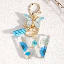 Fashionable Butterfly Tassel Flower Initial Keychain For Girl And Ladies, Blue Cute Dry Flower Dandelion Letter Key Chain, Backpack/Handbag Decoration Gift Bag Accessories Lanyards With Id Holder Car Accessories Bag Charms Christmas Car Accessories Teacher Friend Sister Gift Ideas