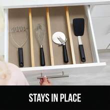 上海 YF 防滑橱柜衬垫和抽屉垫，厚实坚固的支撑，非粘性衬垫，用于保护厨房橱柜和抽屉、浴室，易于安装，透气，12 英寸 X 20 英尺，灰色，无害无味