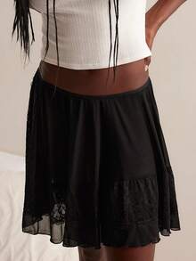 Women Y2k Lace Flower Embroidery Mini Skirts Summer Lace Slip Skirt Pleated Ruffle Floral Lace Tiered Short Skirts Underskirt Layered Flowy Skirts Beach Vacation Outfit - 黑色 - 查看 2