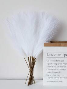 12Pcs White Faux Pampas Grass 21.65 Inch/55cm Tall Fluffy Silk Artificial Pompas Floral Boho Decor Fluffy Artificial Reed Grass Floral For Home Decor, Living Room Decor, Kitchen Decor, Wedding Decor, Boho Decor Vase Filler Farmhouse Decor, Valentine Day, Gift Gifts Birthday Graduation,Fall Decor - White - View 3