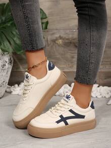 2025 Neue Damen Sportliche Weiße Sneaker, Farbblockdesign, Lässig Vielseitige Dicksohlige Retro Gump Schuhe