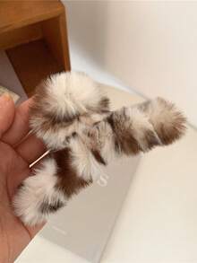 1 szt. pluszowa spinka do włosów w kształcie lamparta, elegancka, francuska spinka do włosów dla kobiet, jesienno-zimowa, modna spinka do włosów z nadrukiem zwierzęcym, zimowa spinka do włosów, puszyste spinki do włosów, akcesoria do włosów dla kobiet, stroje wakacyjne, kobieta