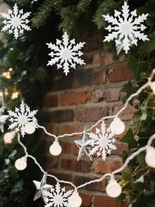 6Pcs Christmas Glitter Snowflake Ornaments, Plastic Snowflake Decorations For Christmas Tree New Year Holiday Party Decor Glitter Snowflake Ornament Plastic Glittered Snowflake Ornaments Sparkling Christmas Tree Decorations For Christmas Tree Decoration Wedding,Thanksgiving,Party